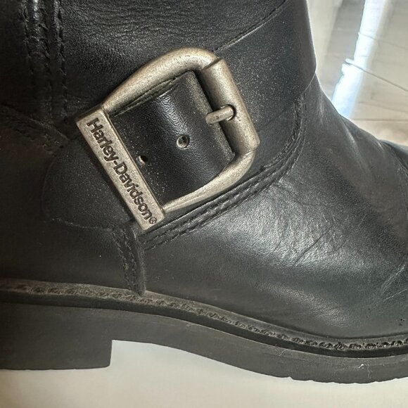 AUTHENTIC HARLEY DAVIDSON MEN'S BLACK LEATHER ANKLE RIDING BOOTS (SIZE 8) - Picture 3 of 6